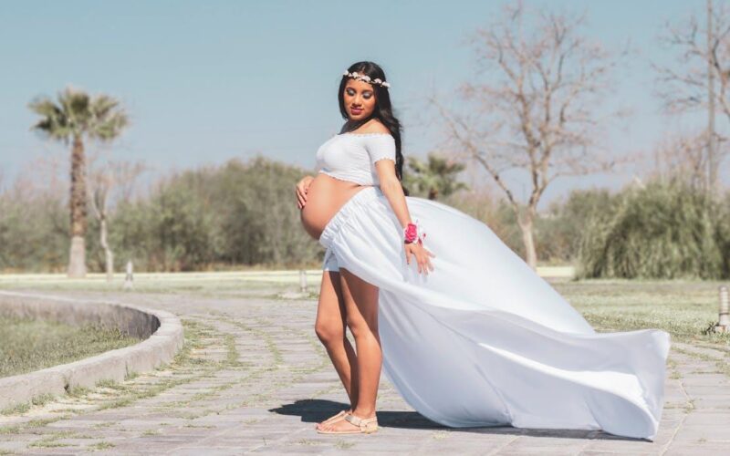 A Complete Guide to Your Maternity Photoshoot