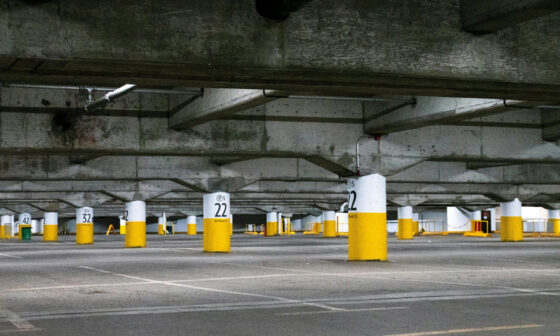 Benefits of Using a Managed Parking Garage Over Unsupervised Lots
