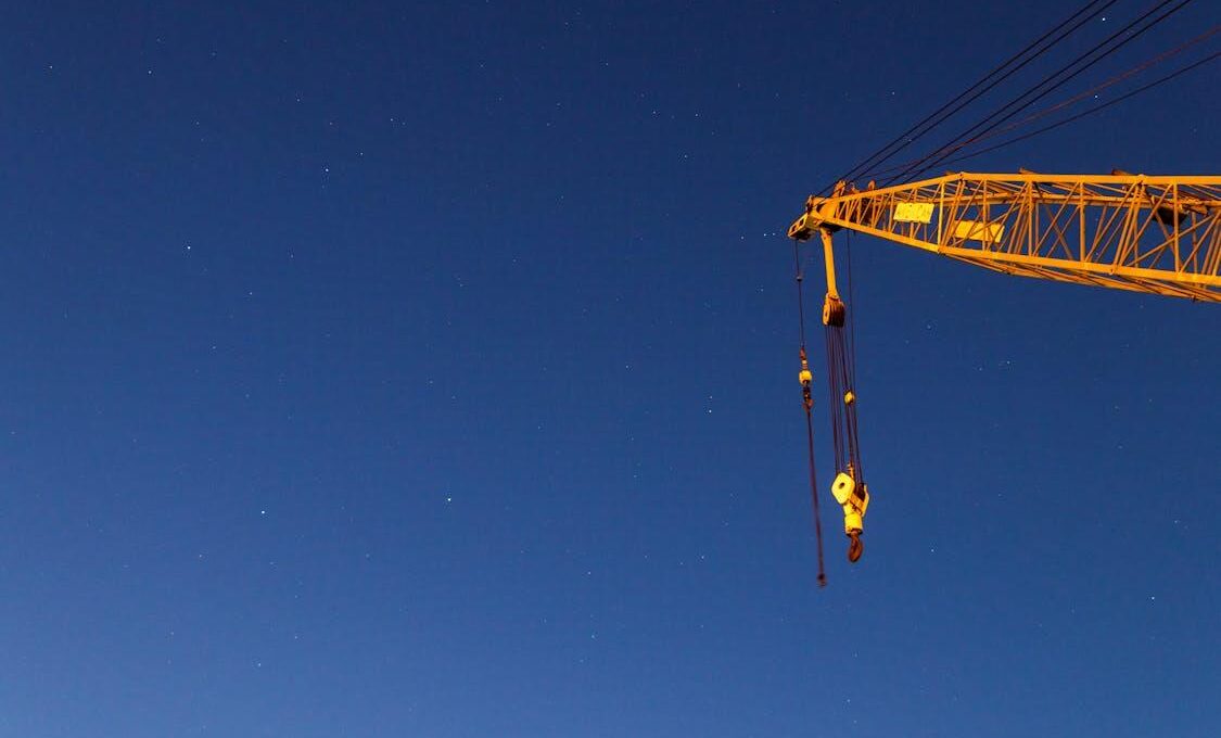 Essential Rigging Equipment Every Construction Project Manager Should Understand