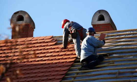 What Should You Ask Before Hiring Roof Specialists in Port St Lucie