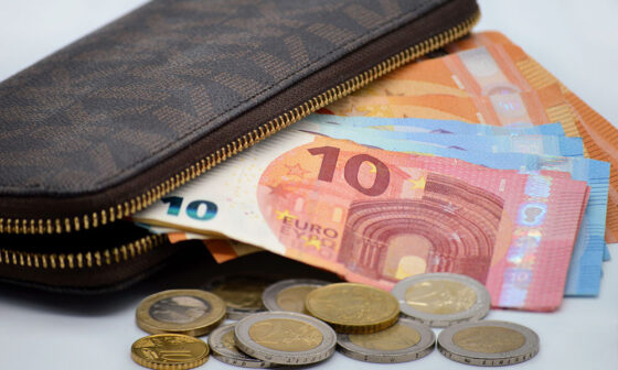 How to plan bigger purchases without disrupting your monthly budget