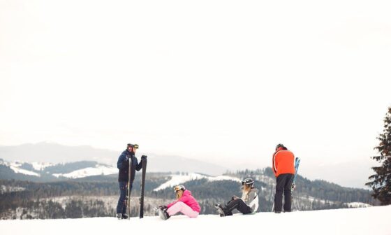 Planning a Family Ski Vacation Without the Headache