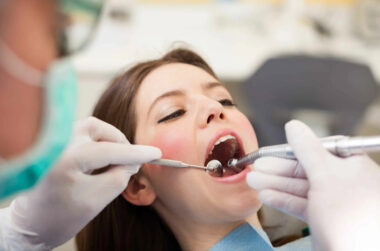 Benefits of Seeing a Dentist Open on Saturdays