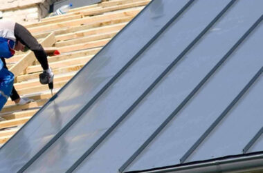 Common Mistakes Homeowners Make When Replacing a Roof With Metal