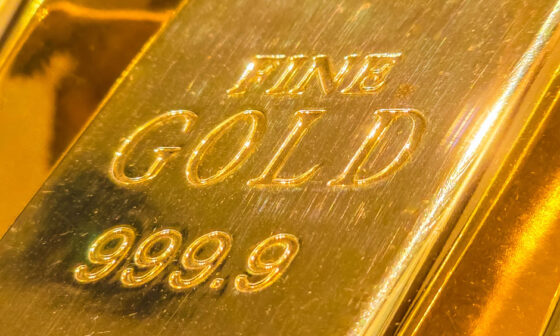 Know About Gold IRA Investments and Ways Reputable Metal Dealers Assist