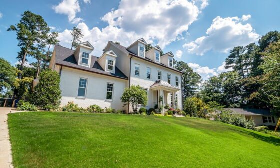 What Makes an Outdoor Space Feel Inviting Without Extra Features