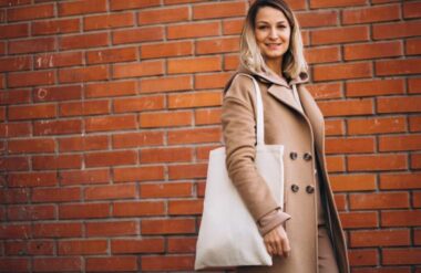 4 Reasons Tote Bags Are a Must Have Accessory