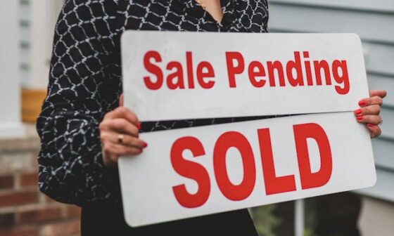 Process of Navigating a Successful Home Sale with Professional Support