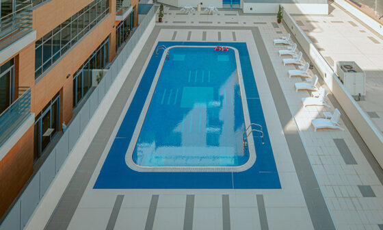 Common Swimming Pool Construction Problems and How Homeowners Can Avoid Them