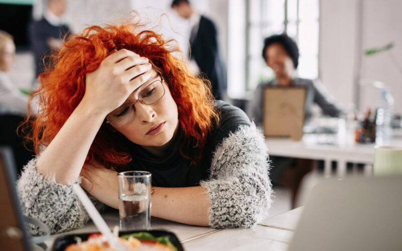 3 Workplace Problems People Try to Solve Alone