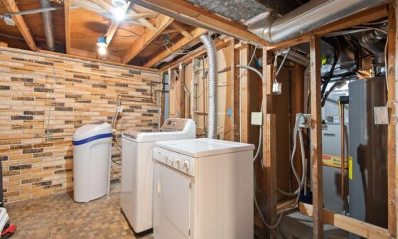 Signs Your Home Plumbing Needs Professional Attention