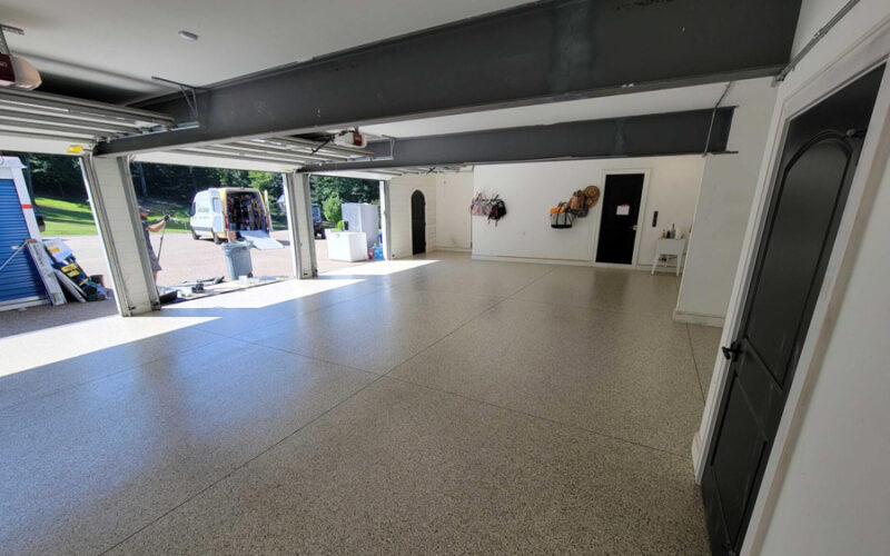 What Makes a Garage Floor Coating Last in Chesapeake Virginia